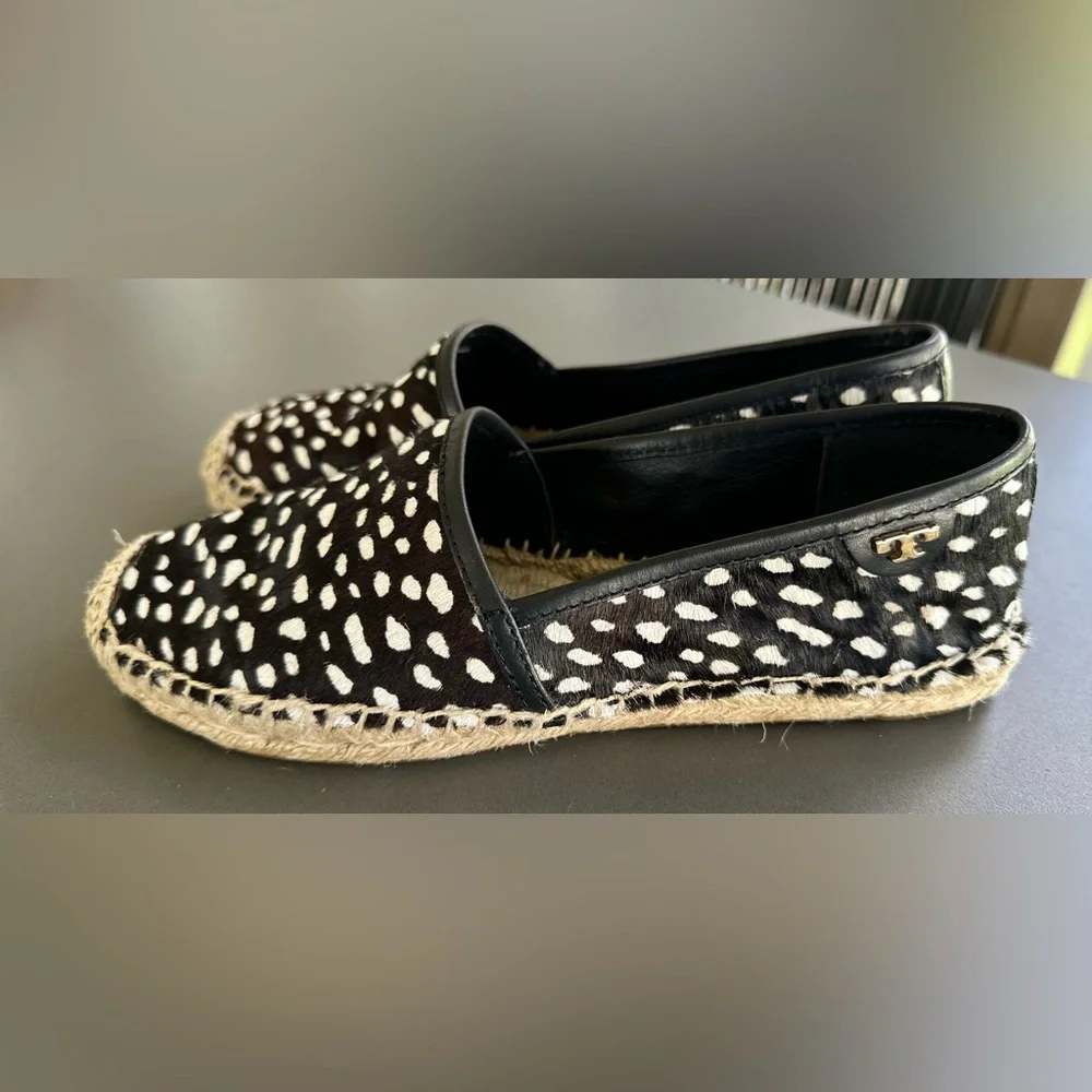 Tory Burch McKenzie Pony Print Leather and‎ Calf Hair Espadrilles - Size 7.5